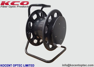 Απώλεια εισαγωγής τομέων 0.2dB στρατού αυτοκινήτων FTTA τυμπάνων Rooling καλωδίων μπαλωμάτων οπτικών ινών λαβών
